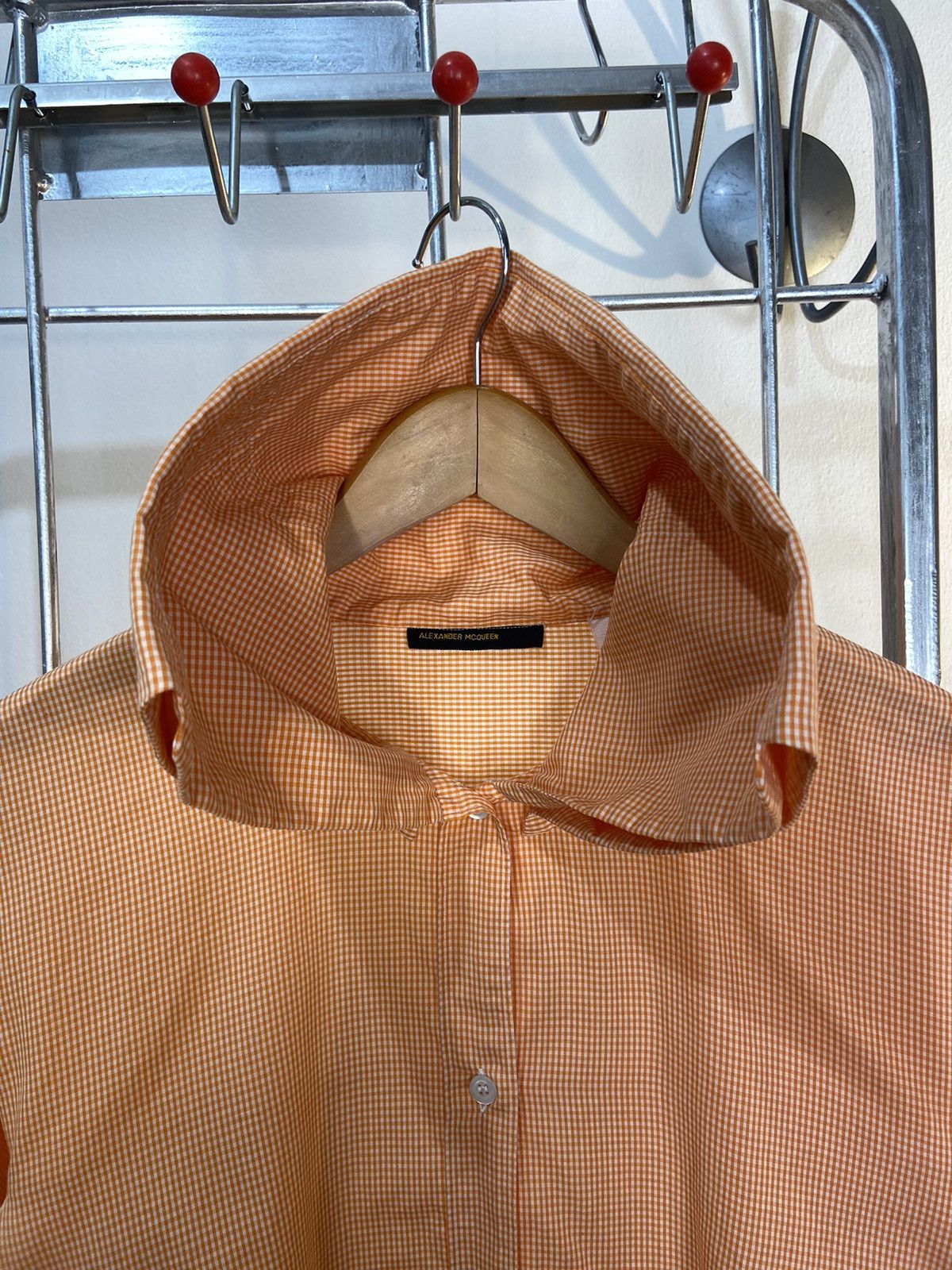 Alexander McQueen Alexander McQueen 1995 Extended Collar Shirt Size M / US 6-8 / IT 42-44 - 14 Thumbnail