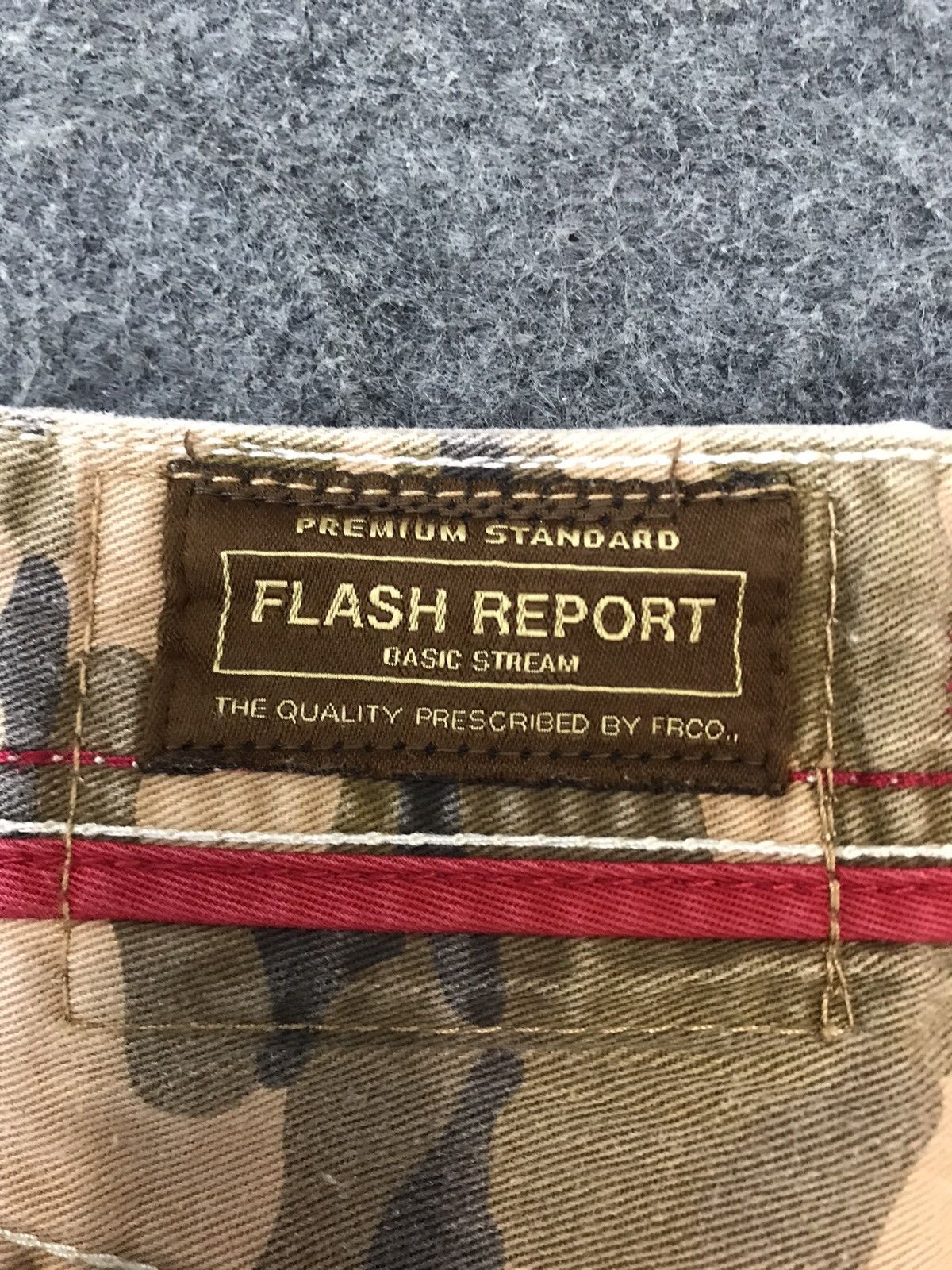 Japanese Brand Flash Report Basic Stream Camouflage Corduroy Denim Pant Size US 31 - 9 Thumbnail