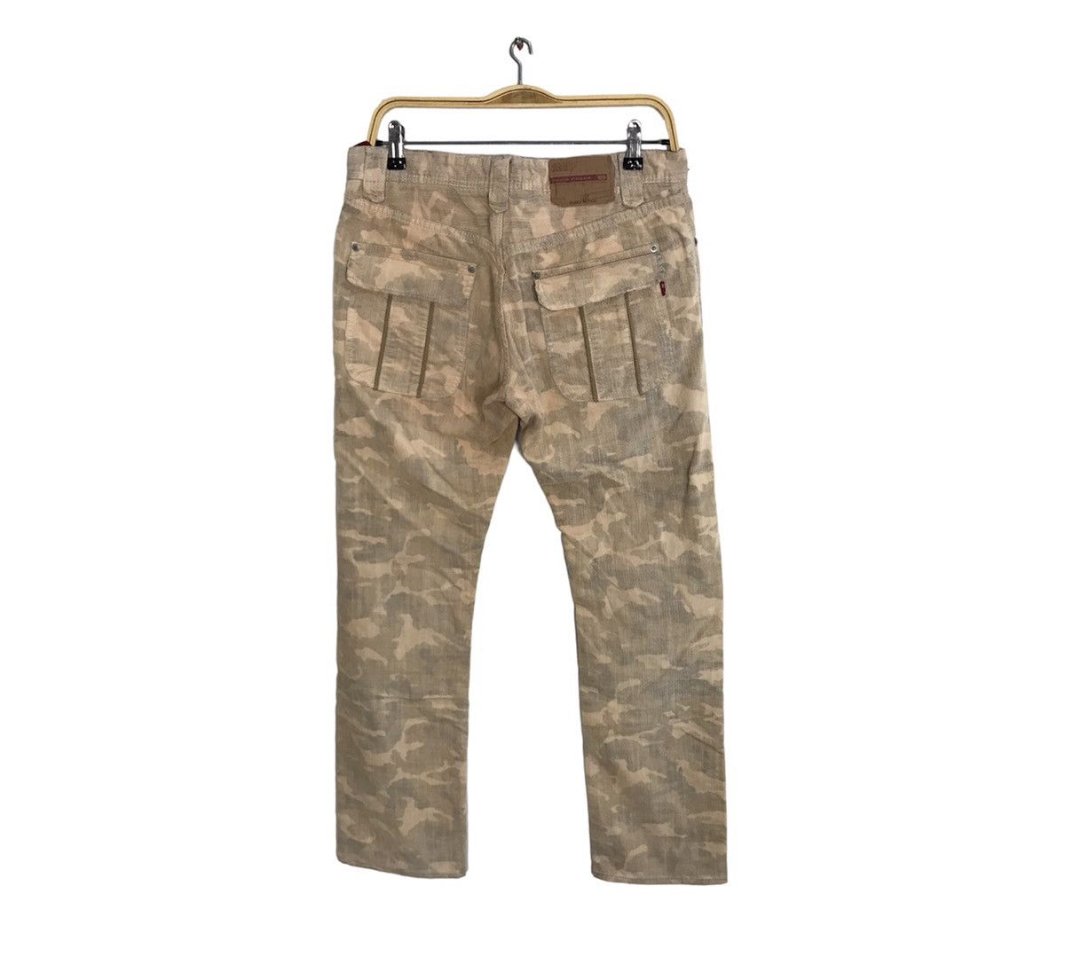 Japanese Brand Flash Report Basic Stream Camouflage Corduroy Denim Pant Size US 31 - 1 Thumbnail