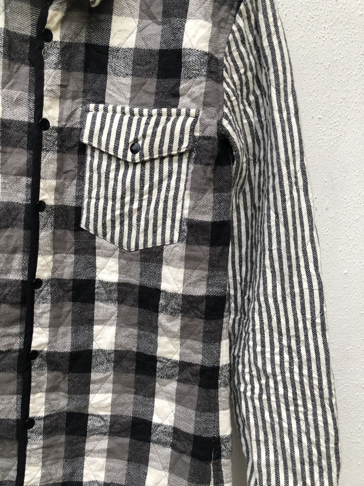 FACTOTUM FACTOTUM BUTTON UP LONG SLEEVE QUILTED TARTAN JACKET Size US S / EU 44-46 / 1 - 7 Thumbnail