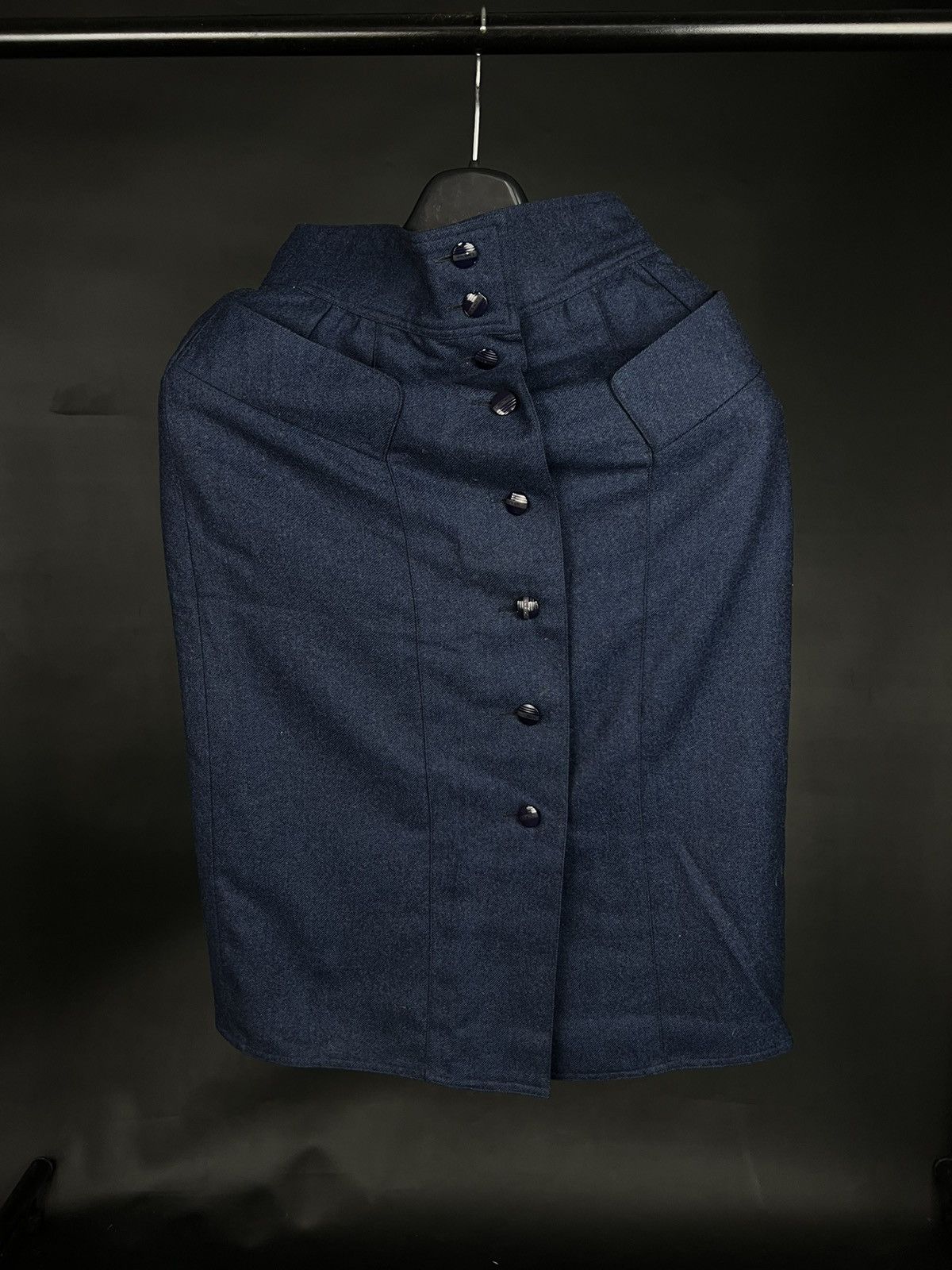 VTG skirt Roma Fendi 365 By Contir dark blue with buttons