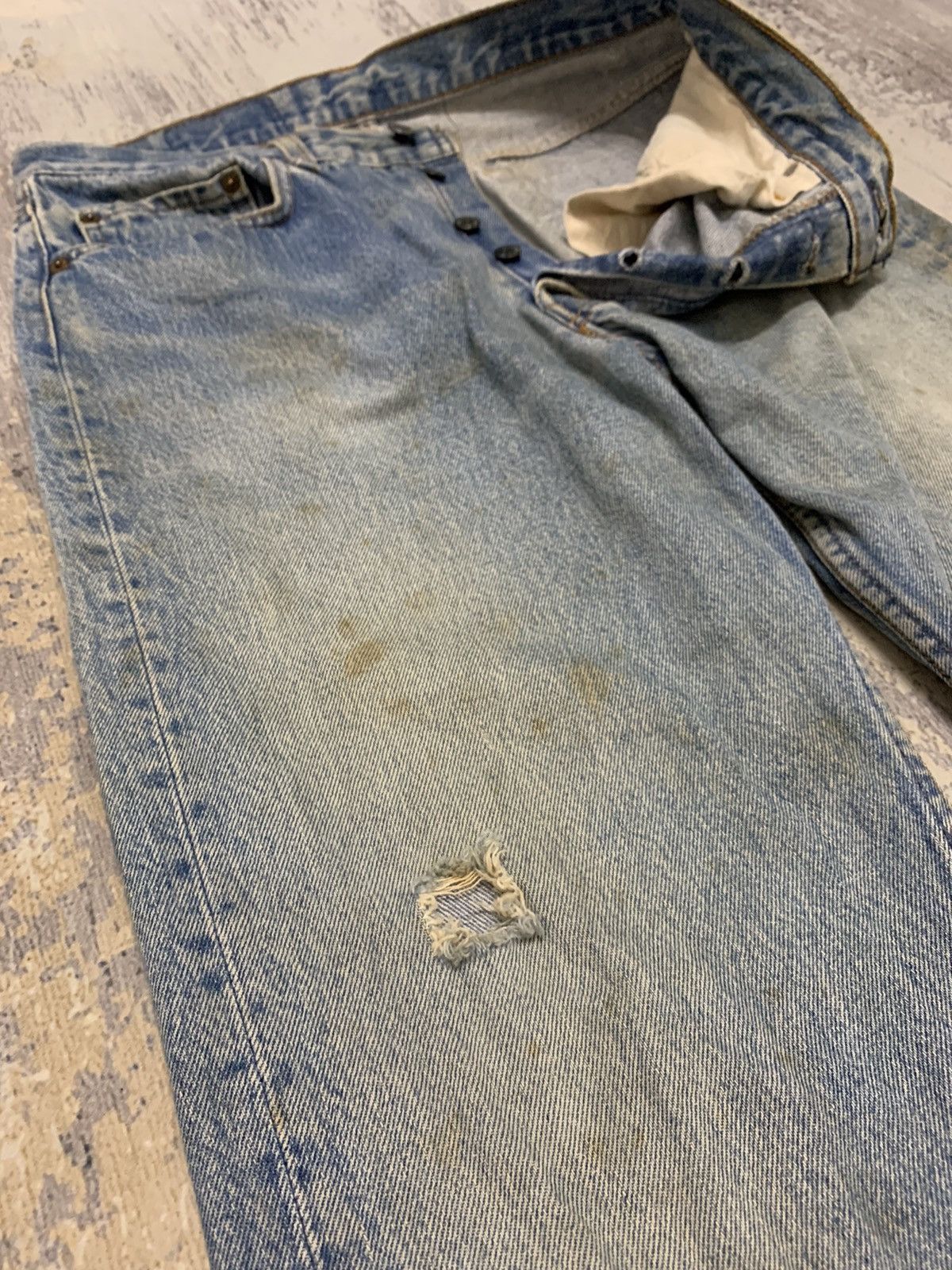 Levi's Vintage 90s Levi’s 501 Distressed Denim Jeans W30x31 Size US 30 / EU 46 - 4 Thumbnail