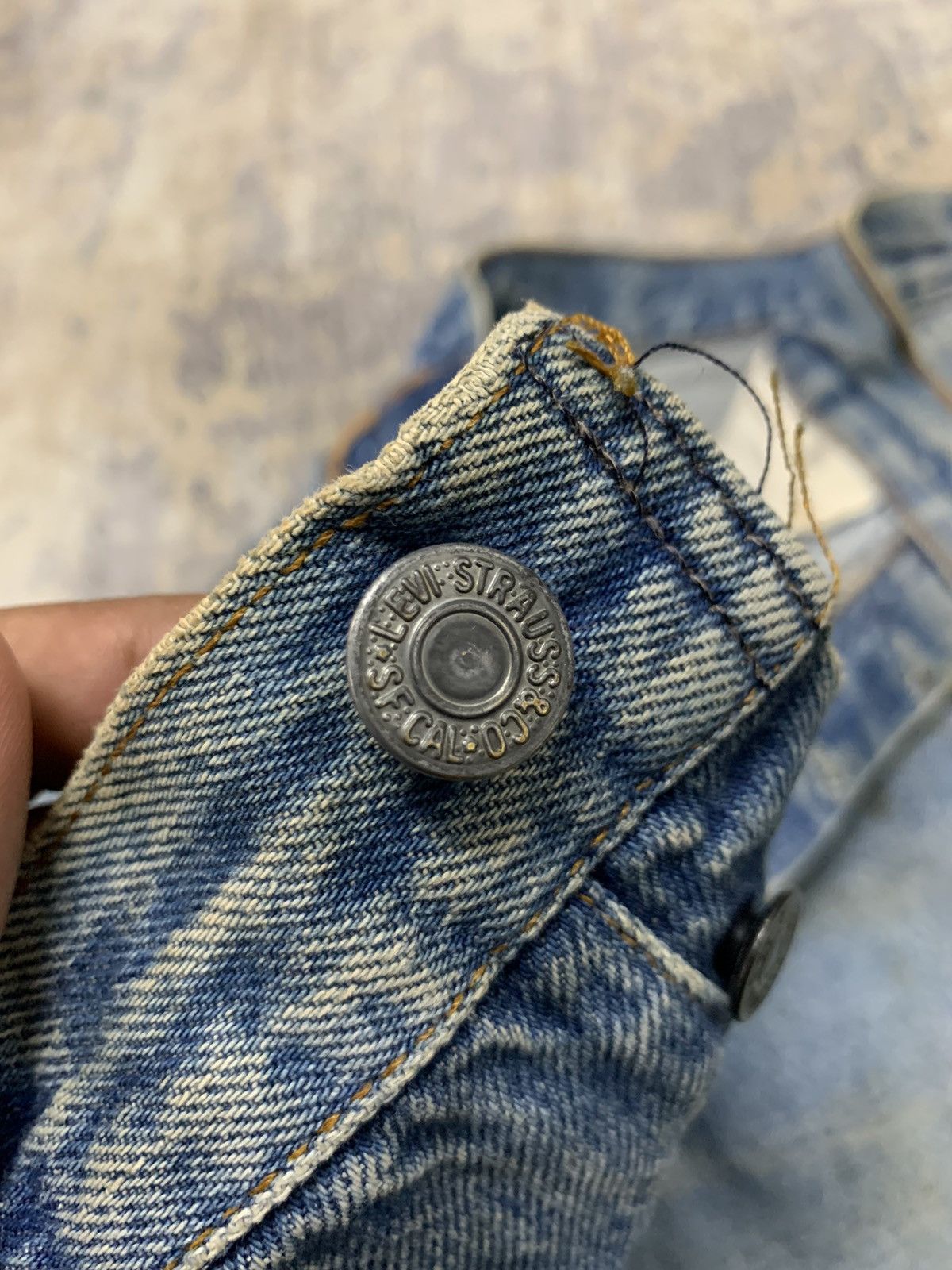 Levi's Vintage 90s Levi’s 501 Distressed Denim Jeans W30x31 Size US 30 / EU 46 - 9 Thumbnail