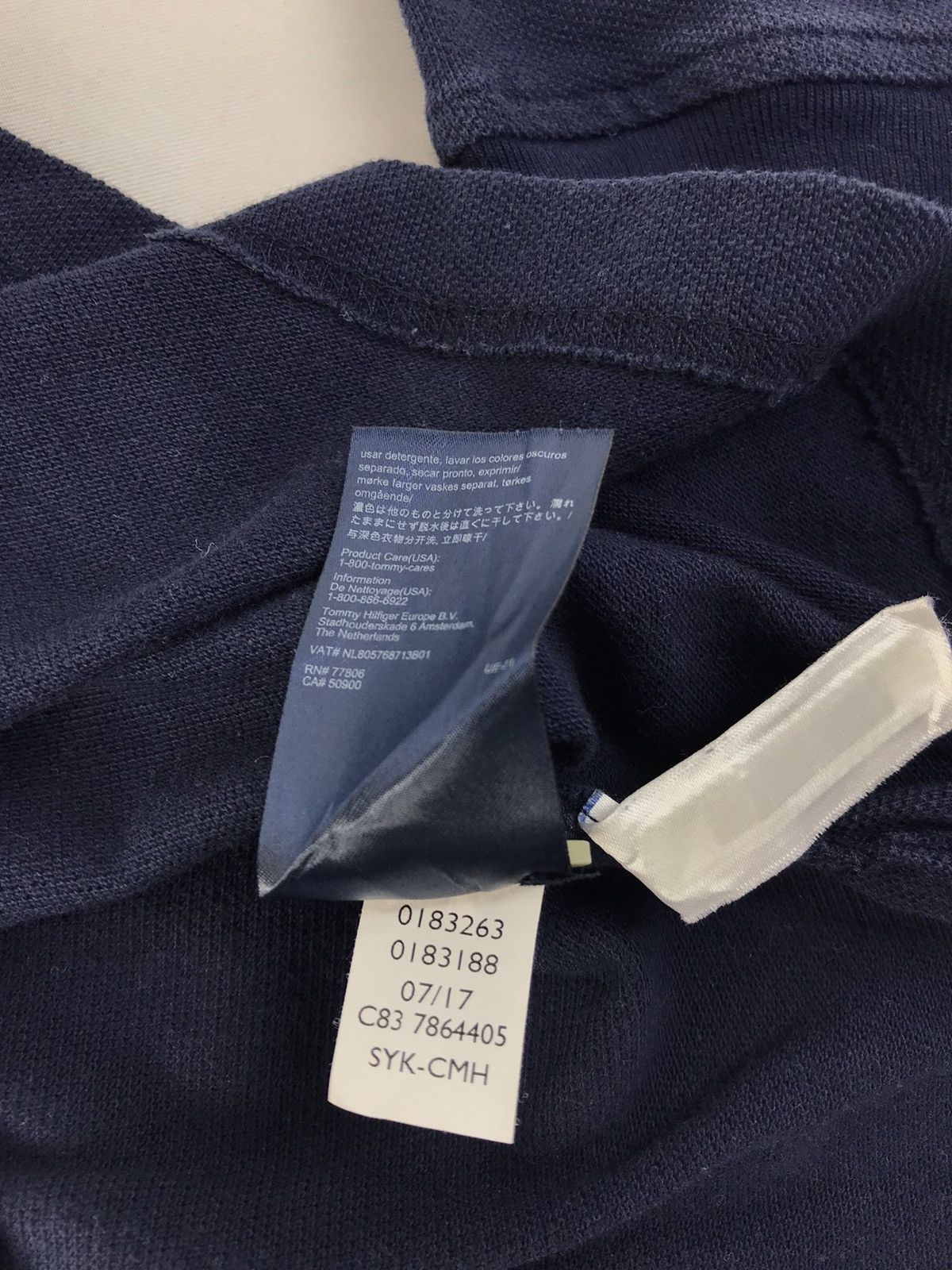 Tommy Hilfiger Tommy Hilfiger Simple Logo Long Sleeve Design Size US L / EU 52-54 / 3 - 7 Thumbnail