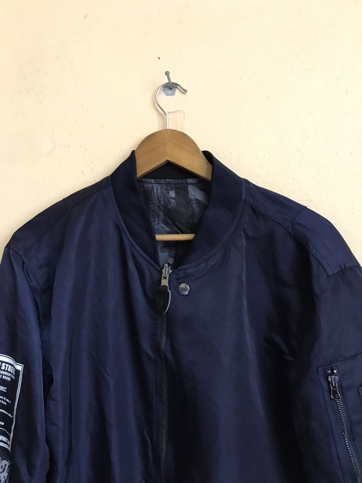 Other LONDON STREETART BOMBER JACKET NICE DESIGN Size US M / EU 48-50 / 2 - 7 Thumbnail