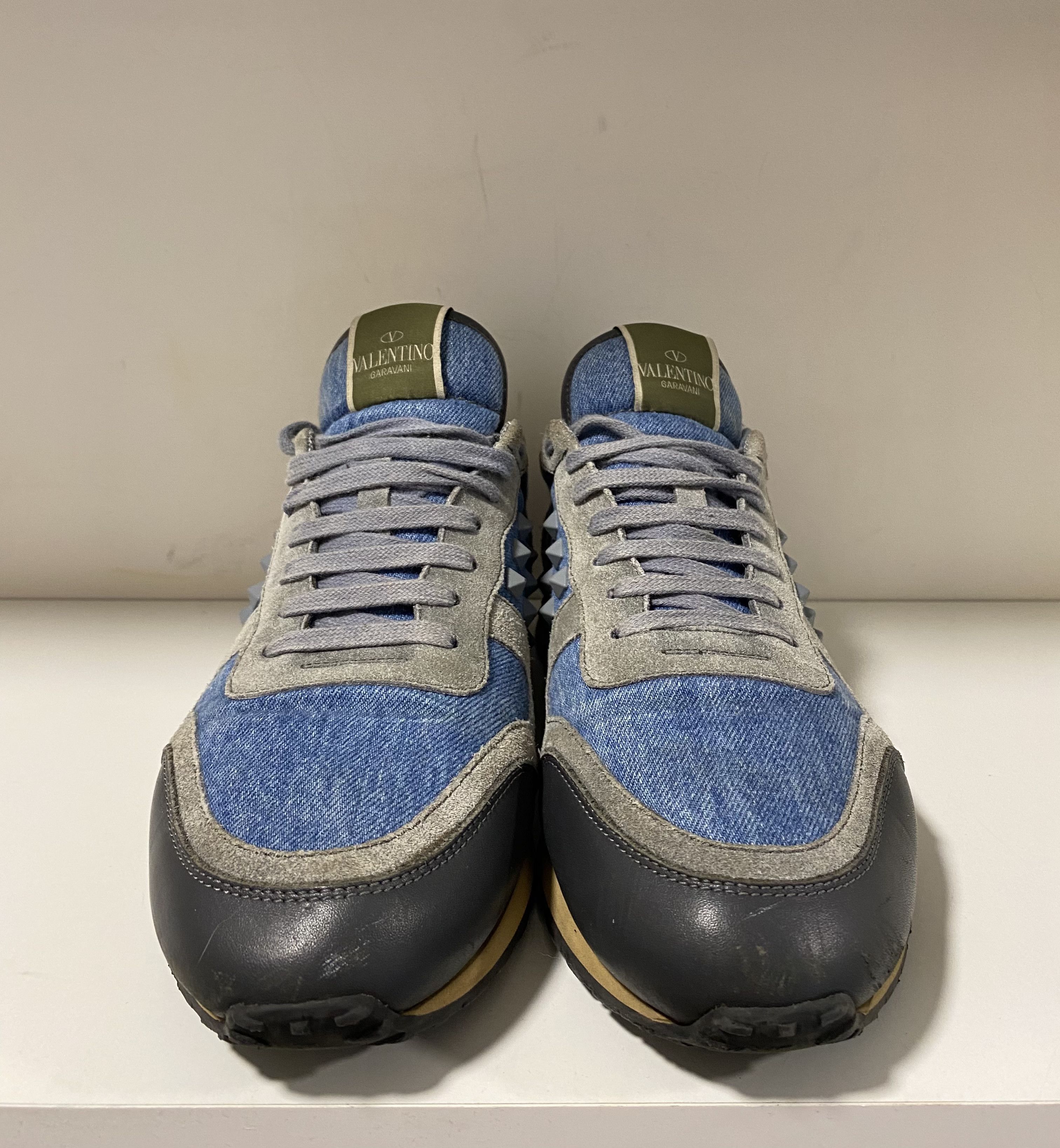Valentino Valentino Garavani blue denim rockstud sneakers Size US 10 / EU 43 - 5 Thumbnail