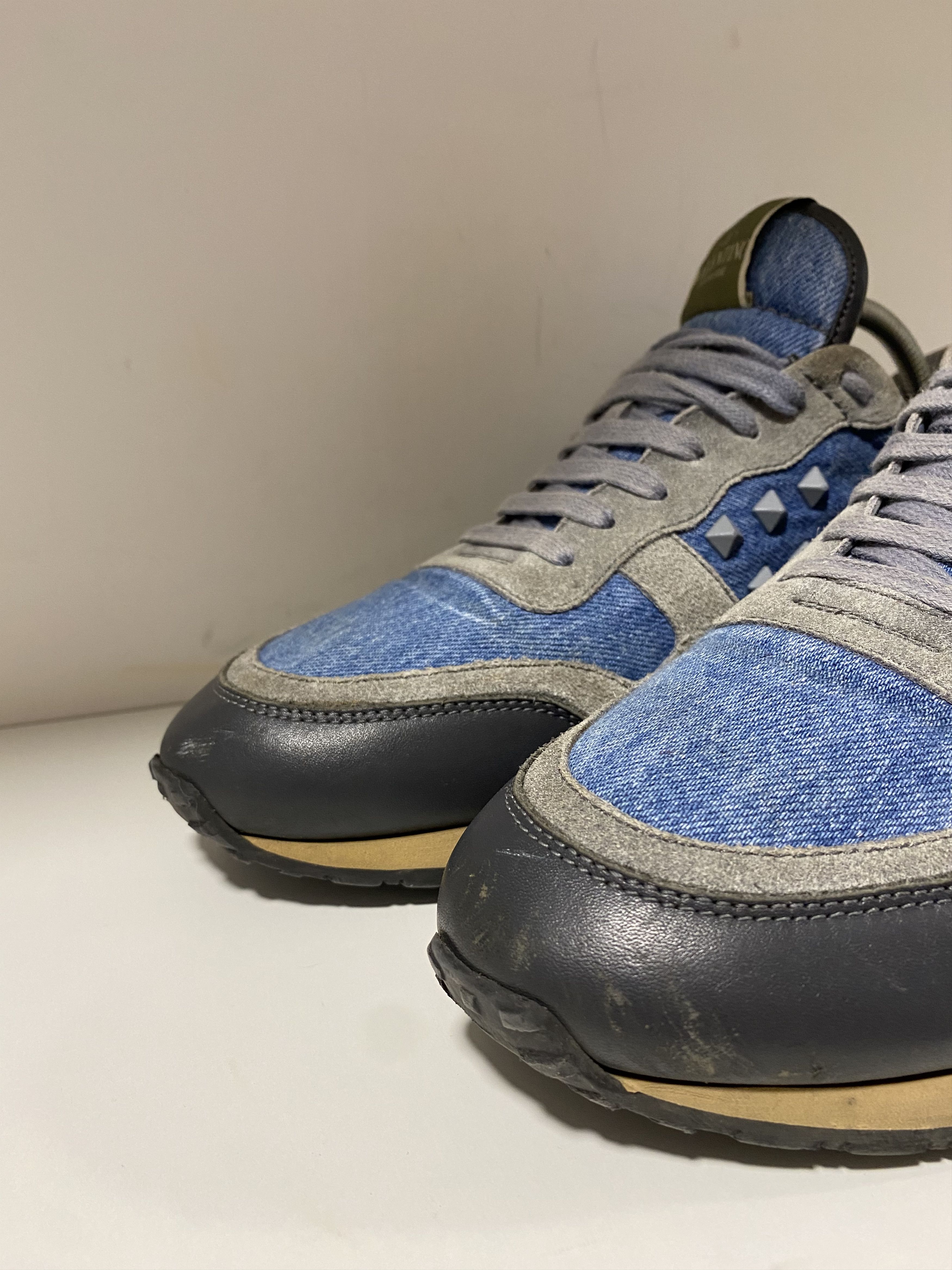 Valentino Valentino Garavani blue denim rockstud sneakers Size US 10 / EU 43 - 3 Thumbnail