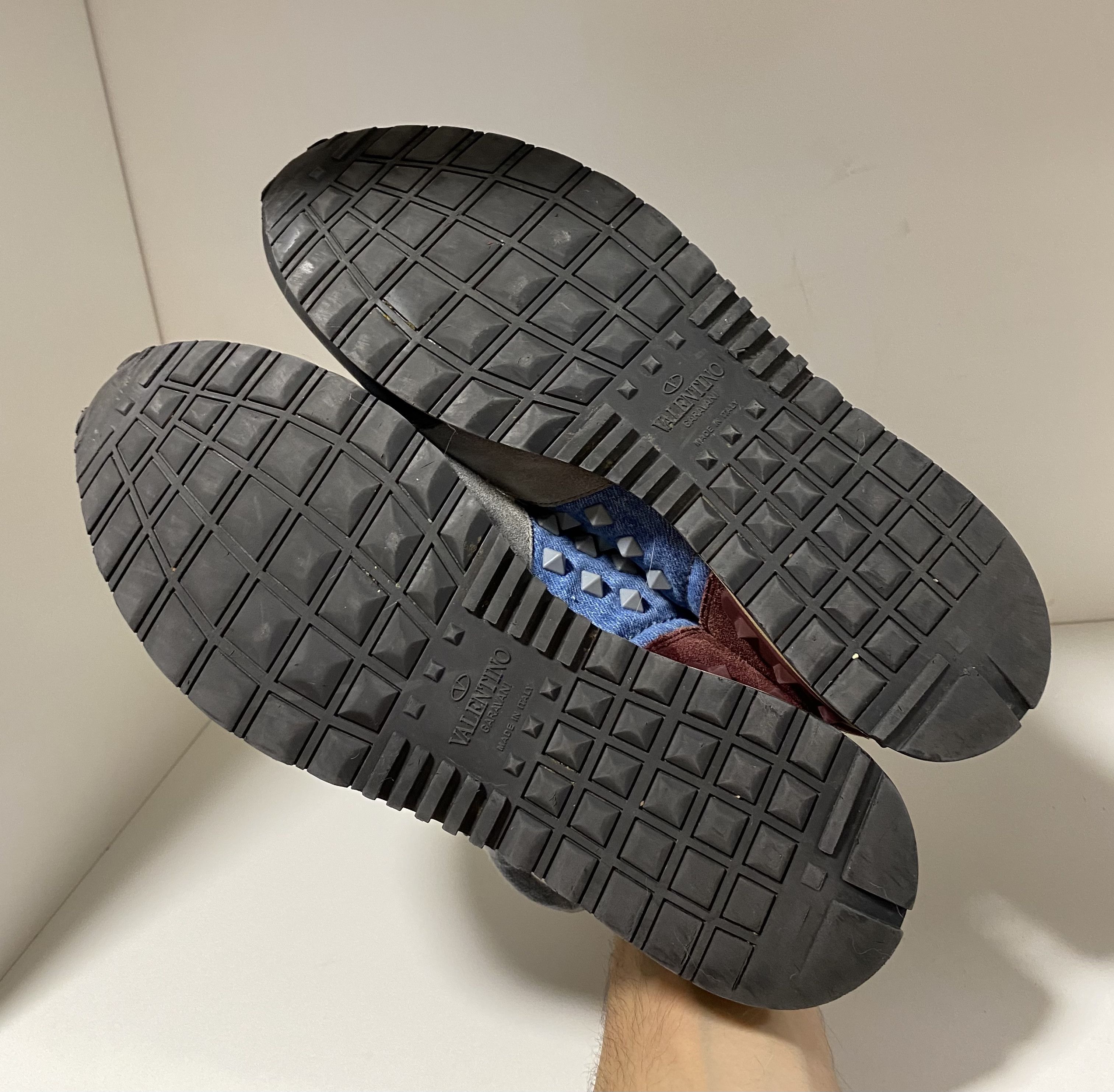 Valentino Valentino Garavani blue denim rockstud sneakers Size US 10 / EU 43 - 10 Thumbnail