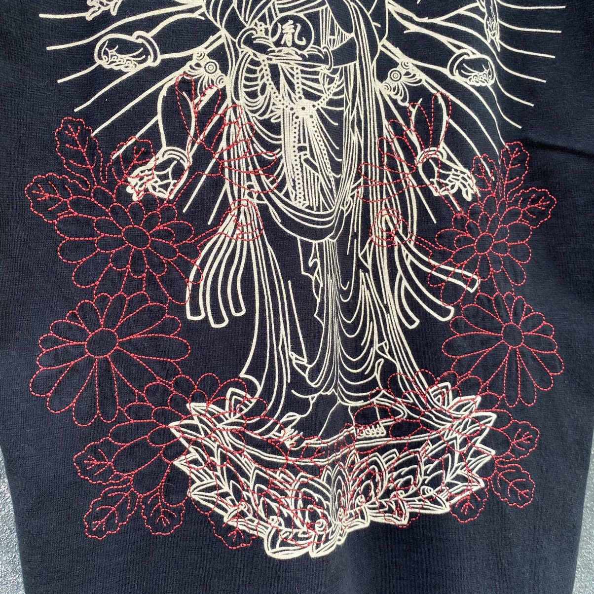Japanese Brand Vintage Faded Y2K Infinity Embroidered ERD GRUNGE TEE Size US M / EU 48-50 / 2 - 3 Thumbnail