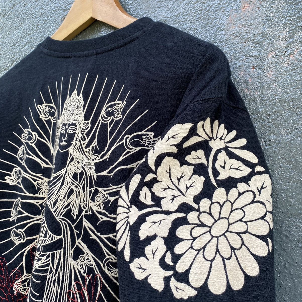 Japanese Brand Vintage Faded Y2K Infinity Embroidered ERD GRUNGE TEE Size US M / EU 48-50 / 2 - 4 Thumbnail