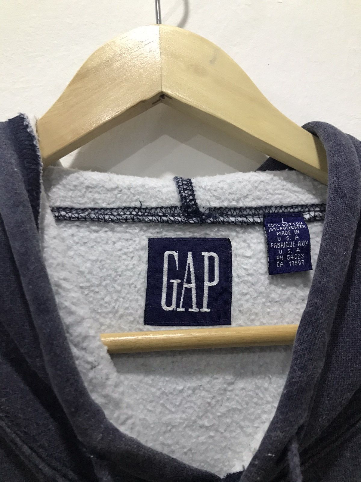 Gap Vtg GAP Embroidery Big Logo sweatshirt kanye west Size US L / EU 52-54 / 3 - 16 Thumbnail