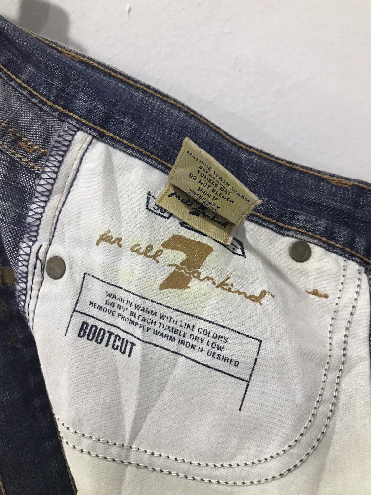 7 For All Mankind 7 for All mankind cut off denim short jeans Size US 29 - 22 Thumbnail
