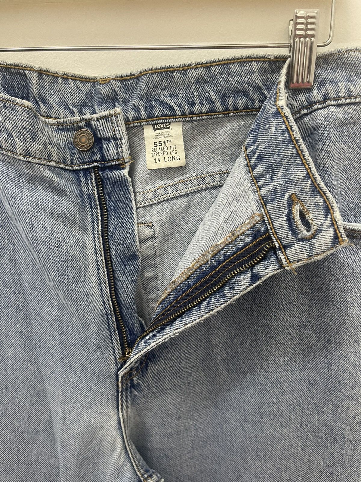 Levi's Vintage Clothing Rare Vintage LEVIS 551 Relaxed Fit Tapered Leg Made in USA Size US 31 - 6 Thumbnail