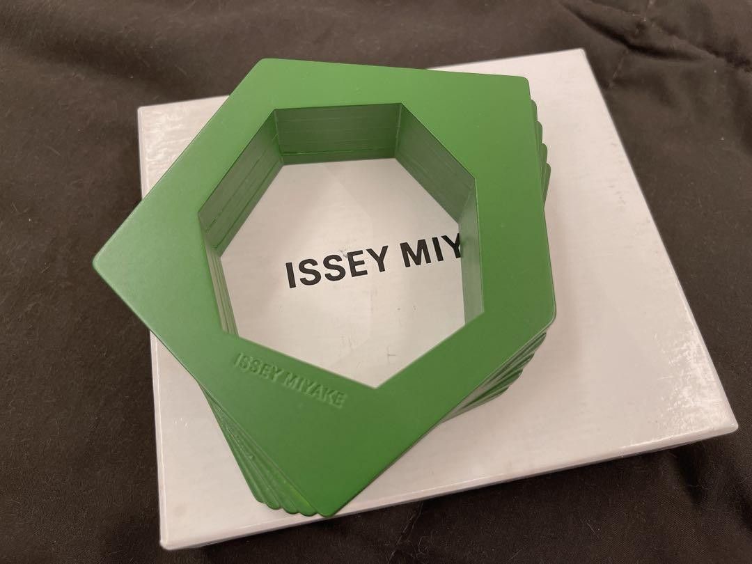 Issey Miyake ISSEY MIYAKE Issey Miyake avant-garde bangle Size ONE SIZE - 4 Thumbnail