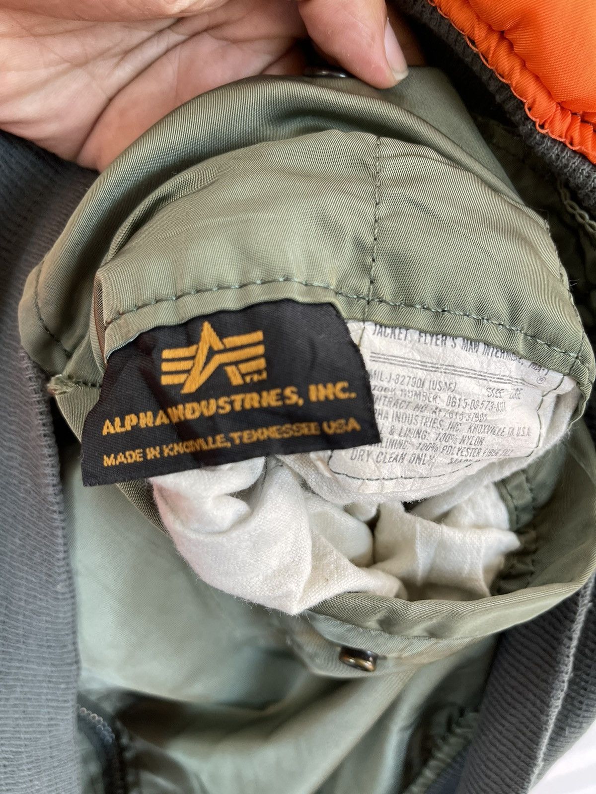 Alpha Industries ✅QUICK SALE🔥MA-1 Bomber Reversible Jacket ALPHA Industries Size US L / EU 52-54 / 3 - 7 Thumbnail