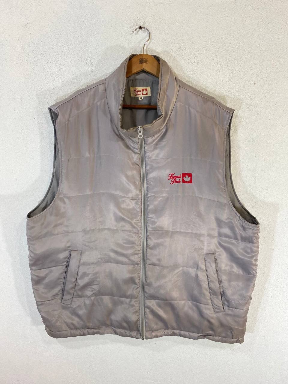 image of Avant Garde x Vintage Kenai Park Puffer Vest Nice Design in Grey, Men's (Size 2XL)