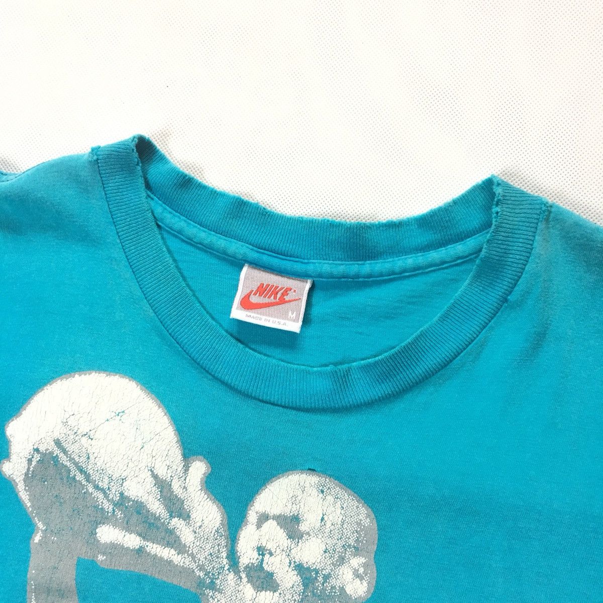Nike × Vintage Vintage 90s Nike Air Jordan X Hare BugsBunny Distressed Tee Size US M / EU 48-50 / 2 - 3 Thumbnail