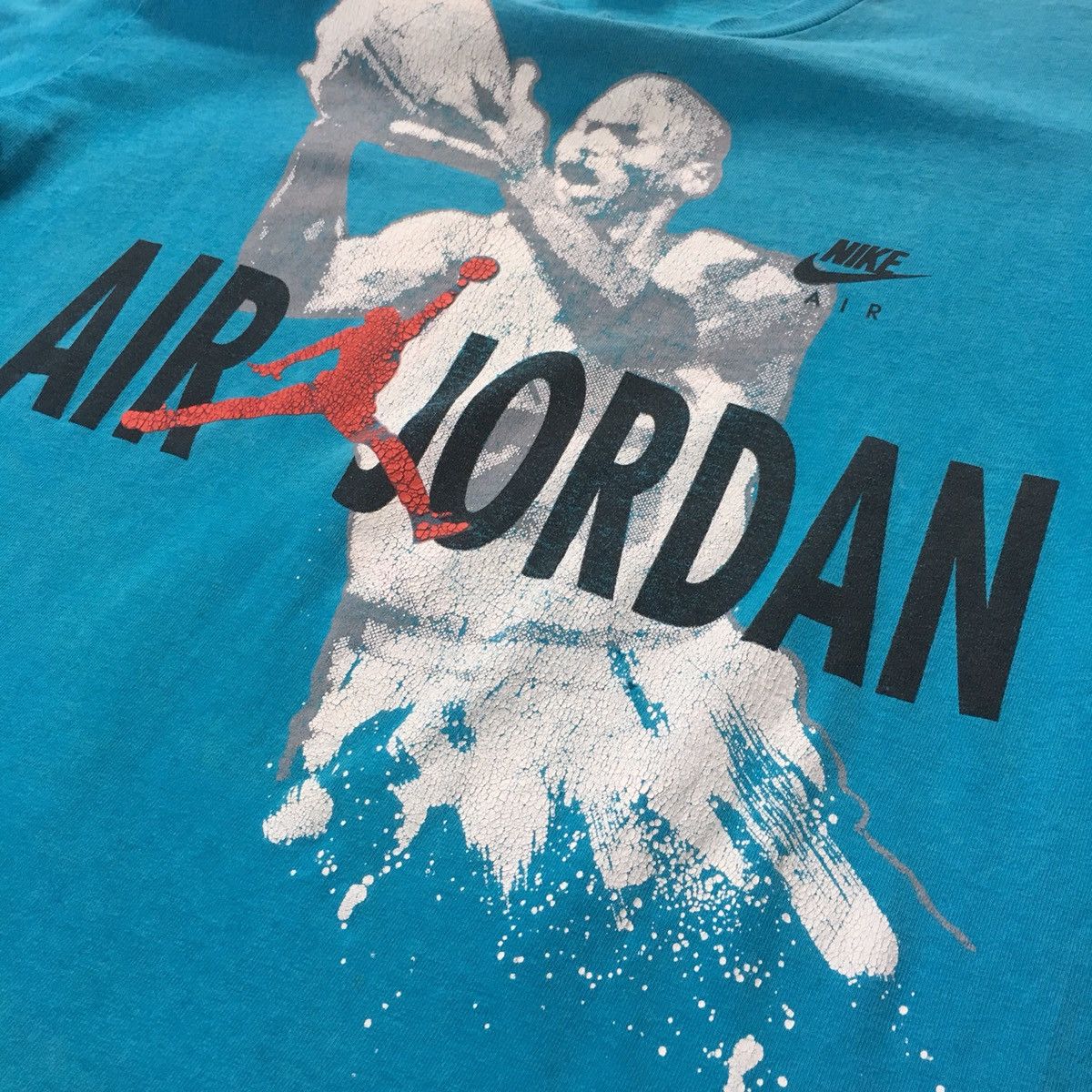Nike × Vintage Vintage 90s Nike Air Jordan X Hare BugsBunny Distressed Tee Size US M / EU 48-50 / 2 - 9 Thumbnail