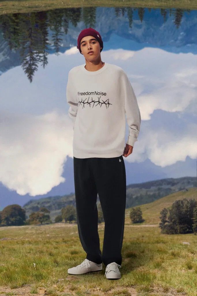 Jun Takahashi Undercover X GU Freedom Noise Sweatshirts Size US L / EU 52-54 / 3 - 1 Thumbnail