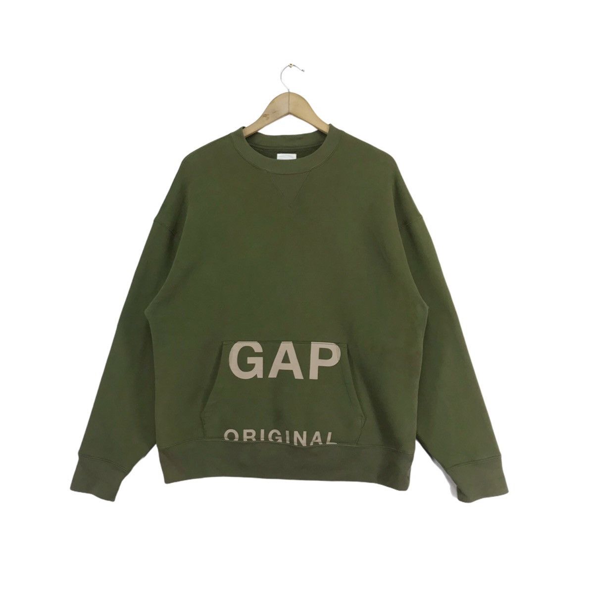 Vintage GAP Sweatshirt Crewneck Big Logo