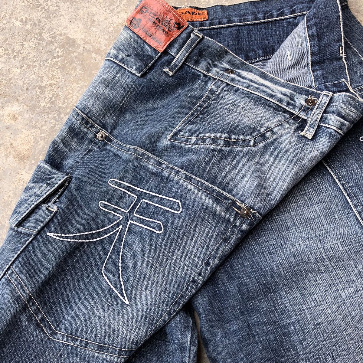 Vintage Vintage X-Cape tactical multiple pocket baggy jeans Size US 31 - 6 Thumbnail