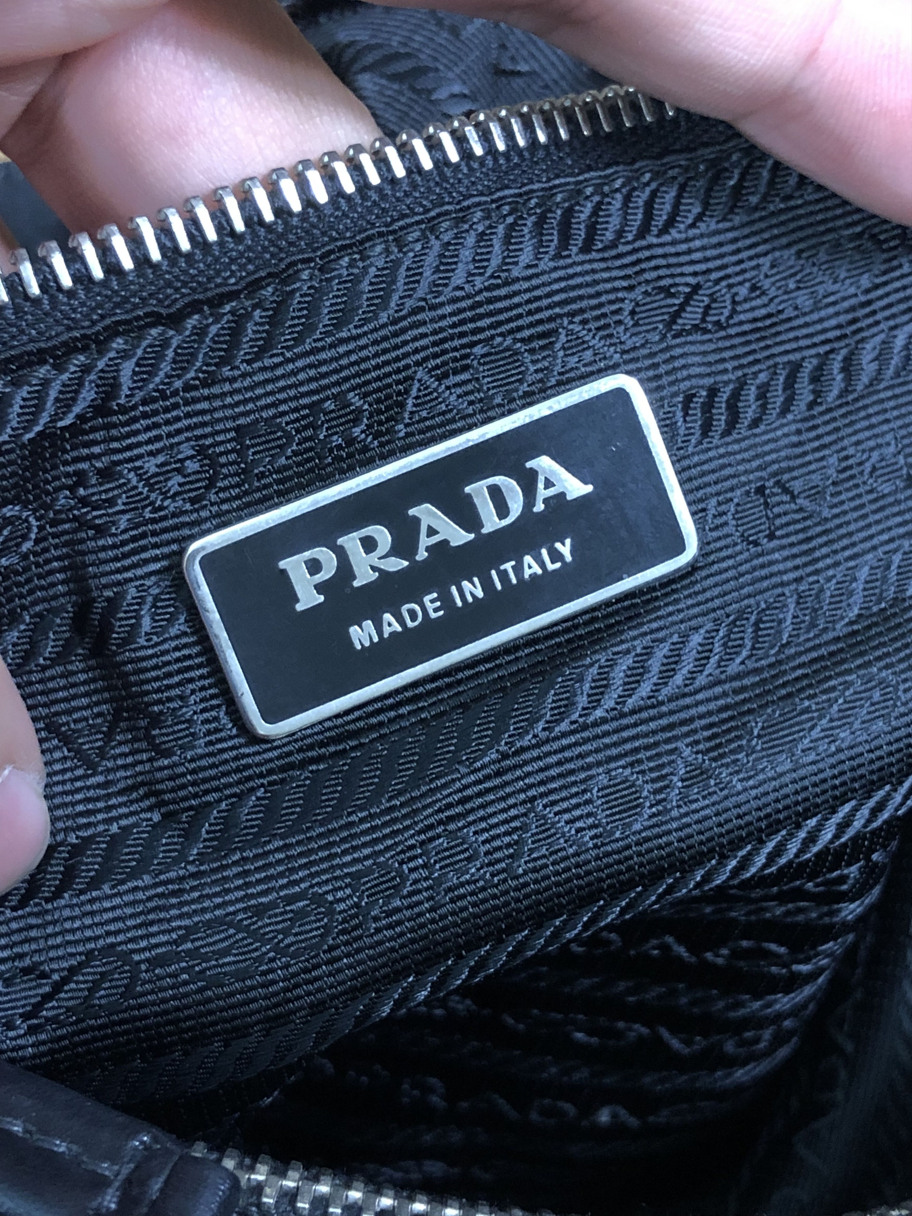 Prada AUTHENTIC PRADA SMALL HAND BAG NYLON/LEATHER Size ONE SIZE - 17 Thumbnail
