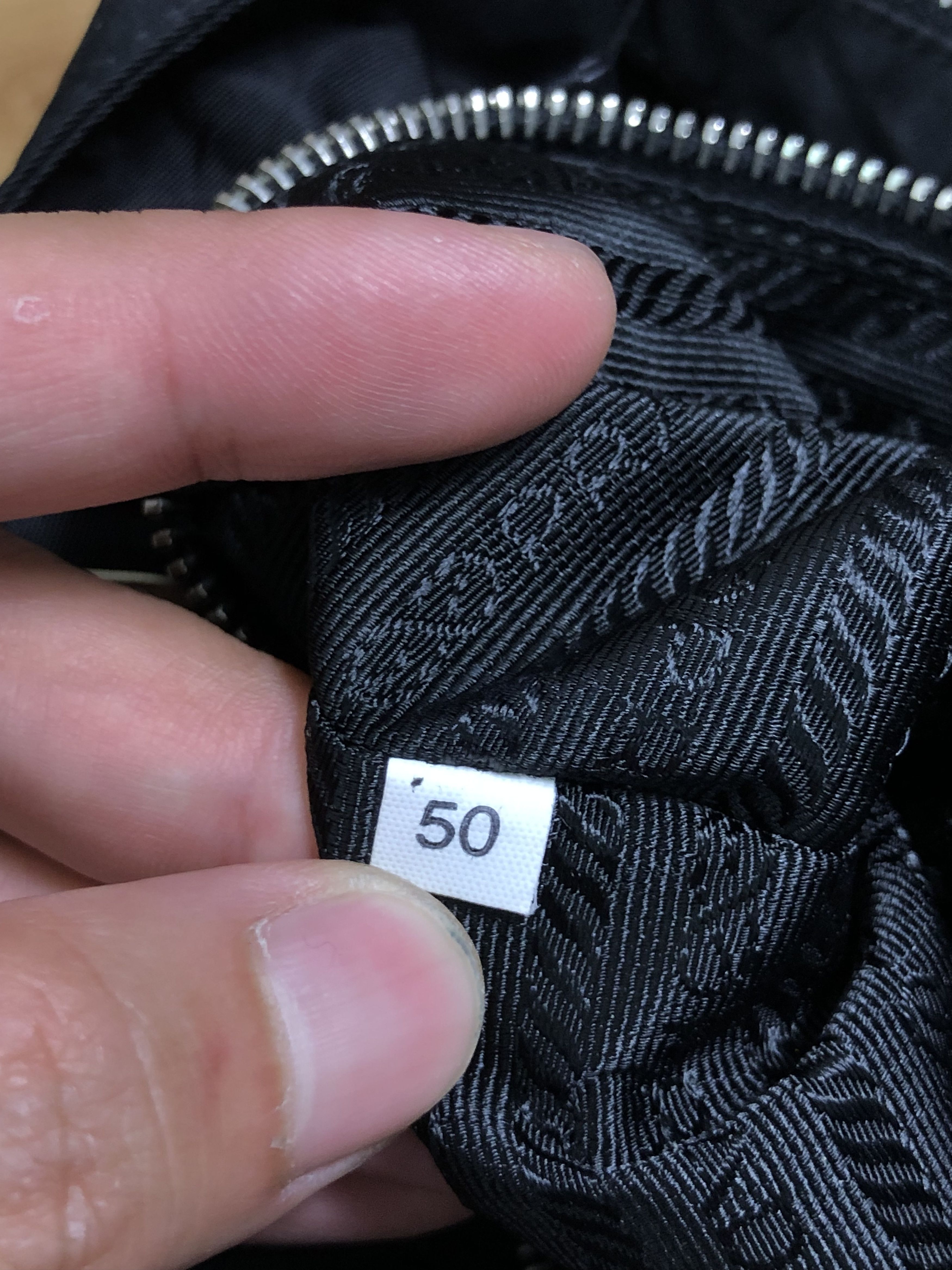 Prada AUTHENTIC PRADA SMALL HAND BAG NYLON/LEATHER Size ONE SIZE - 13 Thumbnail
