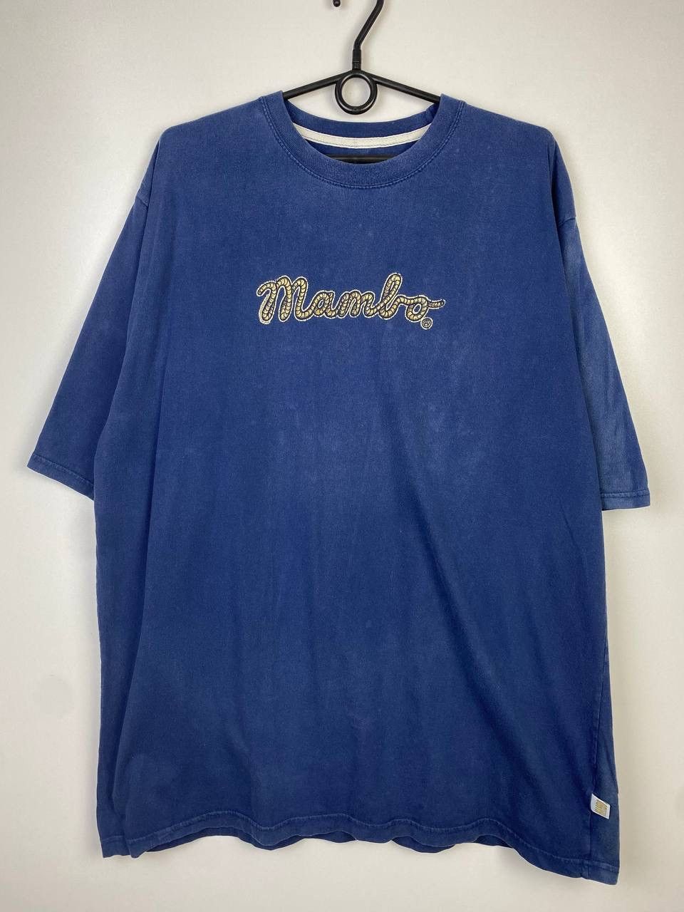 Vintage Mambo Australia streetwear 2000 vintage t-shirt size XL Size US XL / EU 56 / 4 - 1 Thumbnail