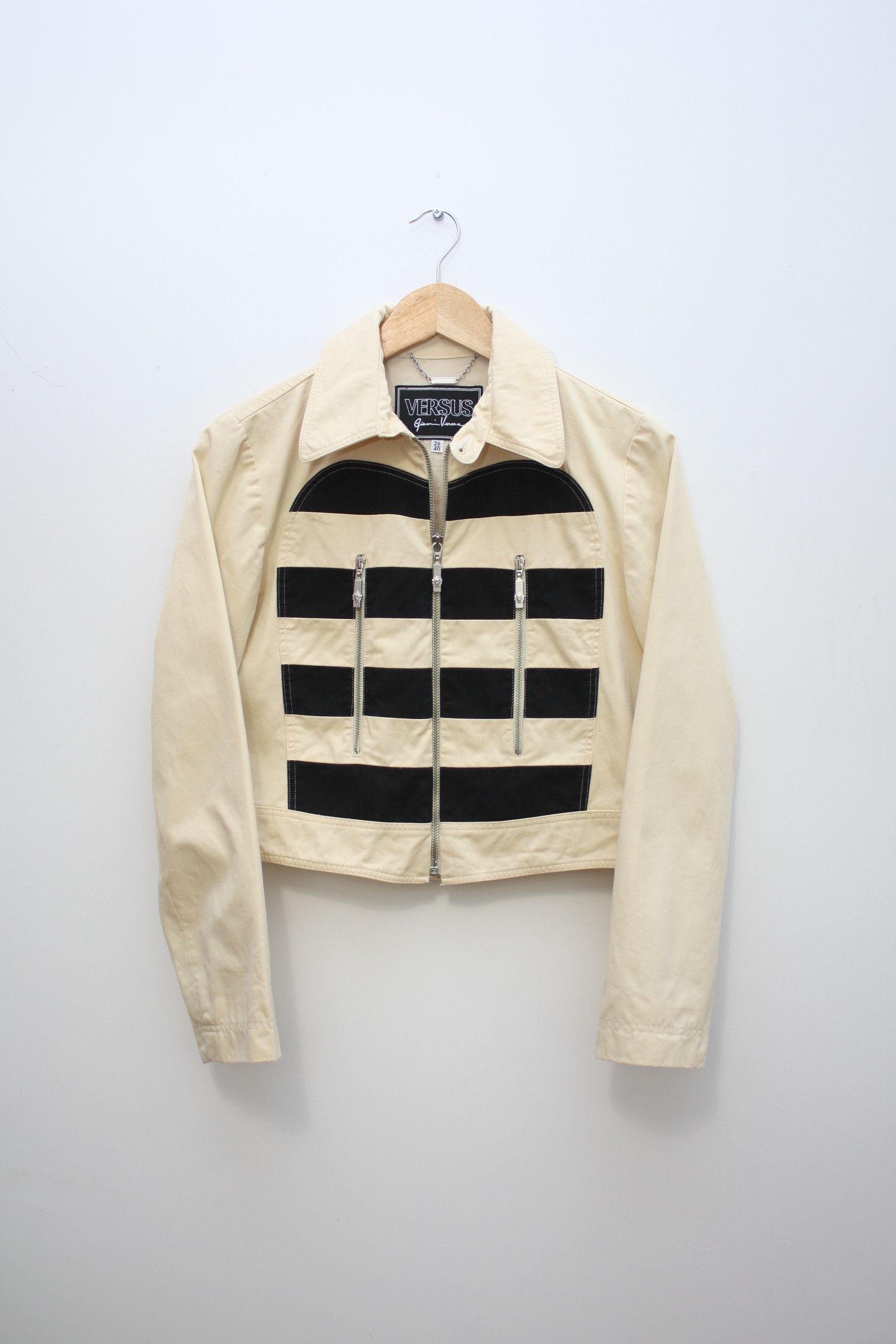 Versace Versus Gianni Versace Beige Striped Black Jacket Women's Size S / US 4 / IT 40 - 2 Thumbnail