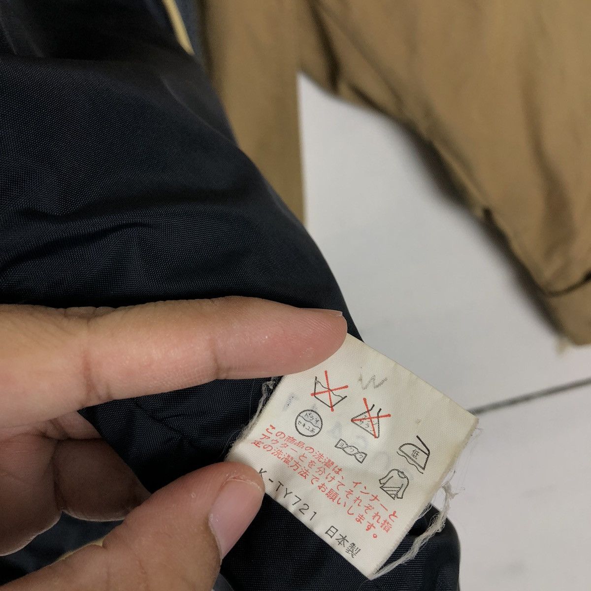 The North Face VINTAGE THE NORTH FACE SURVIVAL JACKET HOODIE CARGO STYLE Size US L / EU 52-54 / 3 - 15 Thumbnail