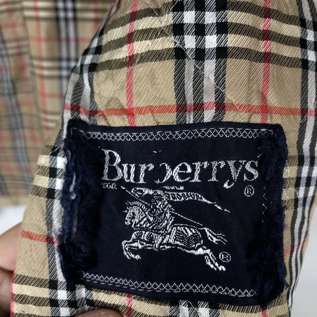 Burberry VINTAGE BURBERRYS LIGHT PUFFER DOWN JACKET NOVA CHECK DESIGN Size US M / EU 48-50 / 2 - 12 Thumbnail