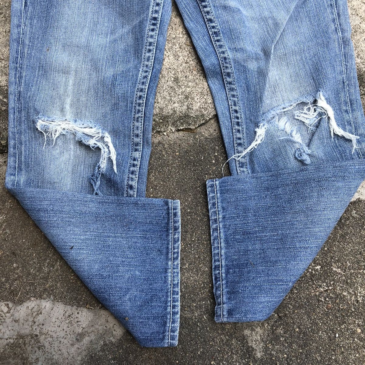 Levi's × Vintage 🔥Rare🔥Levis Stoned Wash Rips Distresss Cropped Jeans Size 29" - 7 Thumbnail