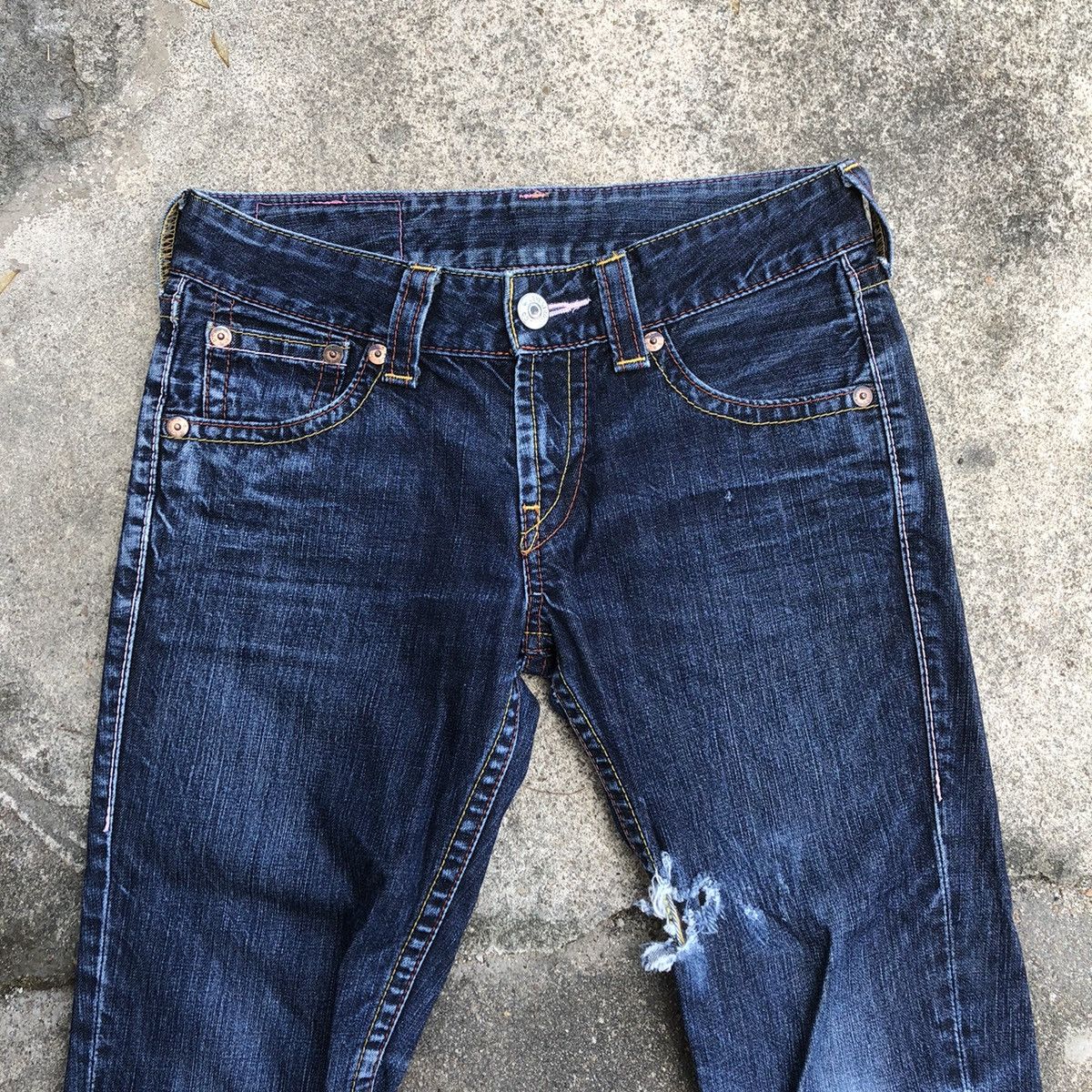 Levi's × Vintage 🔥Rare🔥Levis Stoned Wash Rips Distress Cropped Denim Jeans Size 30" / US 8 / IT 44 - 2 Thumbnail