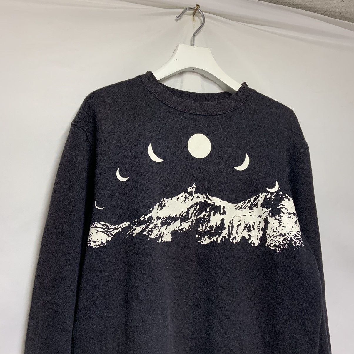 Nike Nike 00’s day’n’night snow mountain sweat shirt L Size US L / EU 52-54 / 3 - 2 Thumbnail