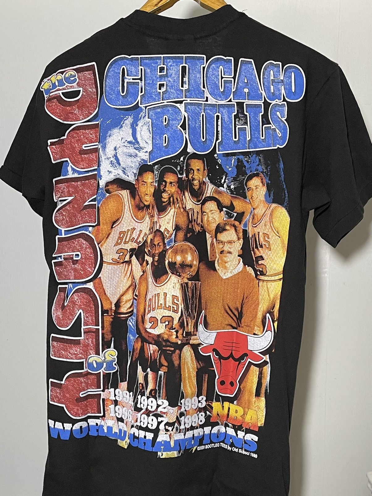 NBA CHICAGO BULLS NBA MODERN BOOTLEG TEES T-SHIRT Size US L / EU 52-54 / 3 - 4 Thumbnail