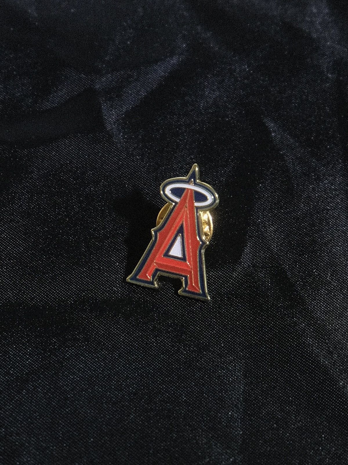 MLB MLB Los Angeles Angels Logo Pin Bundle Sale Size ONE SIZE - 1 Thumbnail