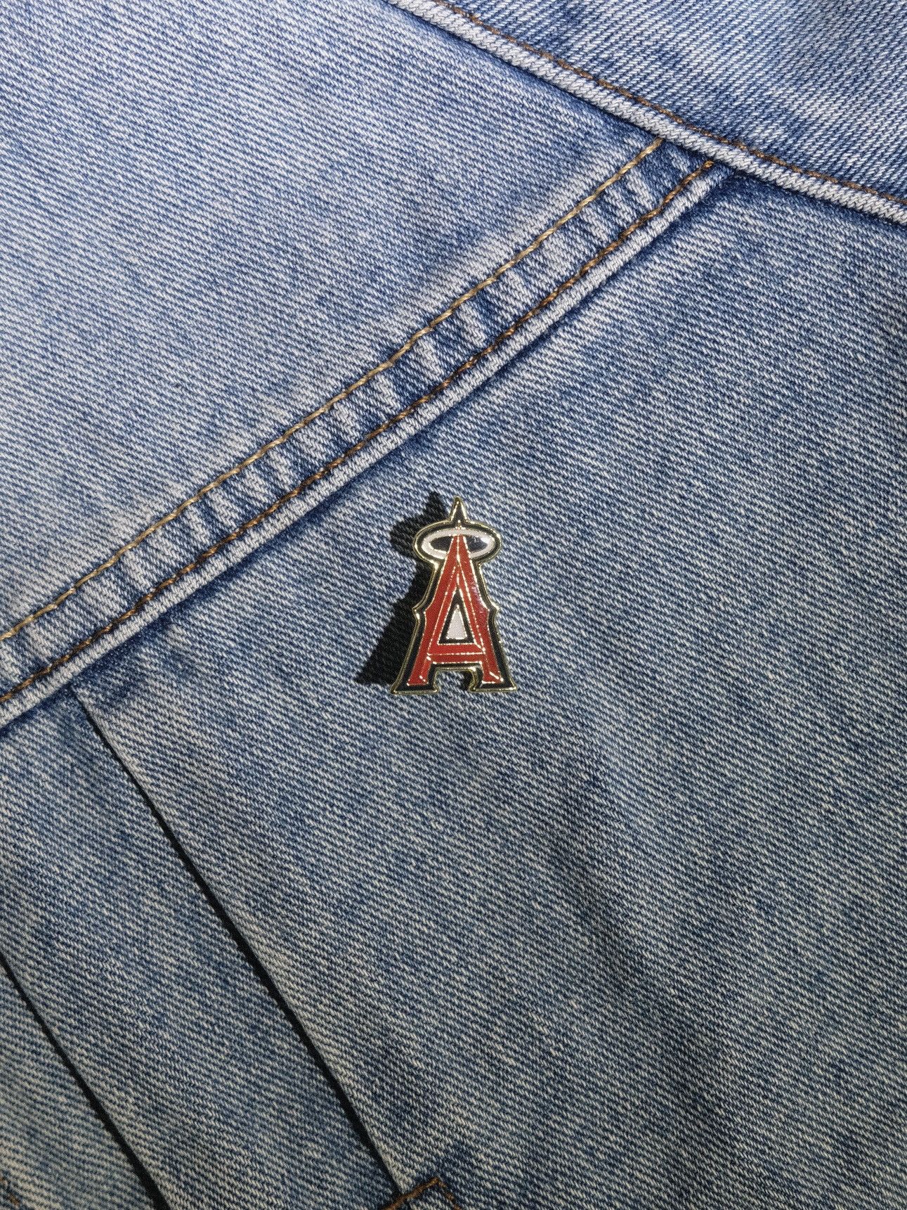 MLB MLB Los Angeles Angels Logo Pin Bundle Sale Size ONE SIZE - 5 Thumbnail