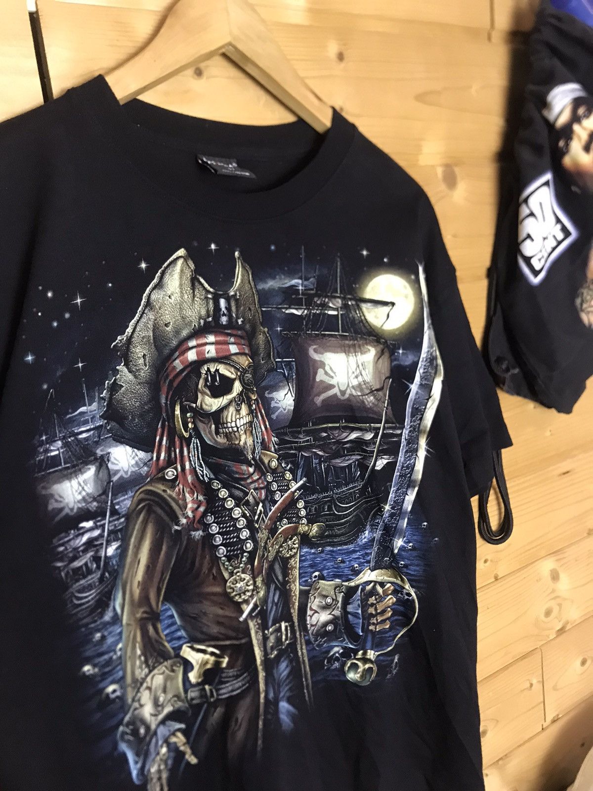 Vintage Vintage Wild skeleton pirate t-shirt Size US L / EU 52-54 / 3 - 3 Thumbnail