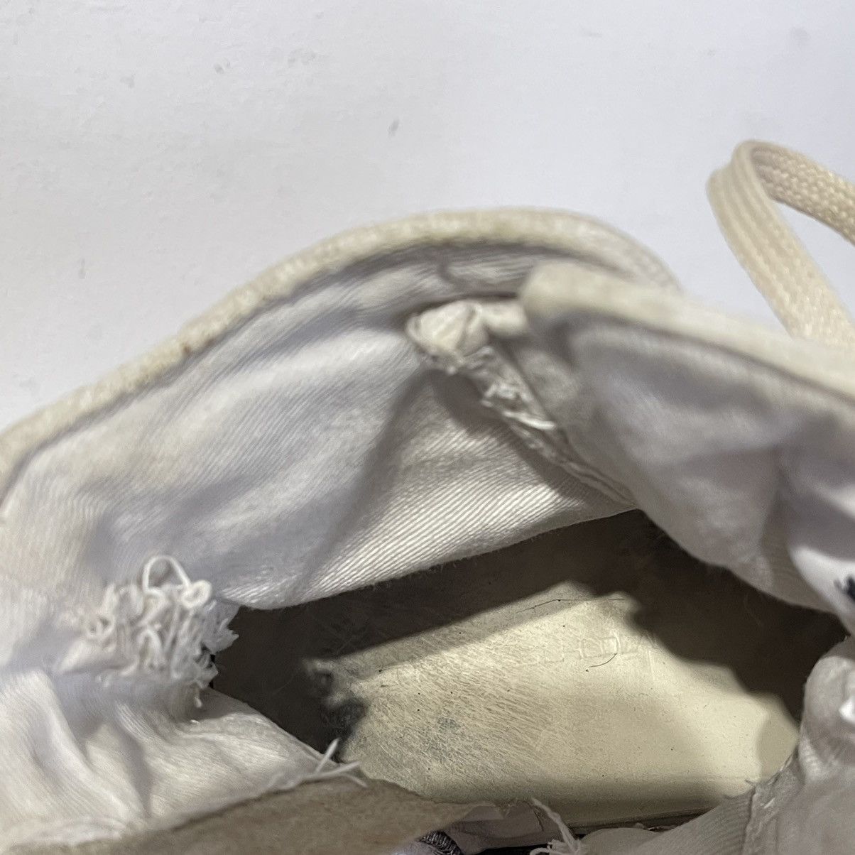 Rick Owens × Rick Owens Drkshdw Rick Owens Drkshdw 2019 Chalk Canvas Ramones High Size US 10 / EU 43 - 10 Thumbnail