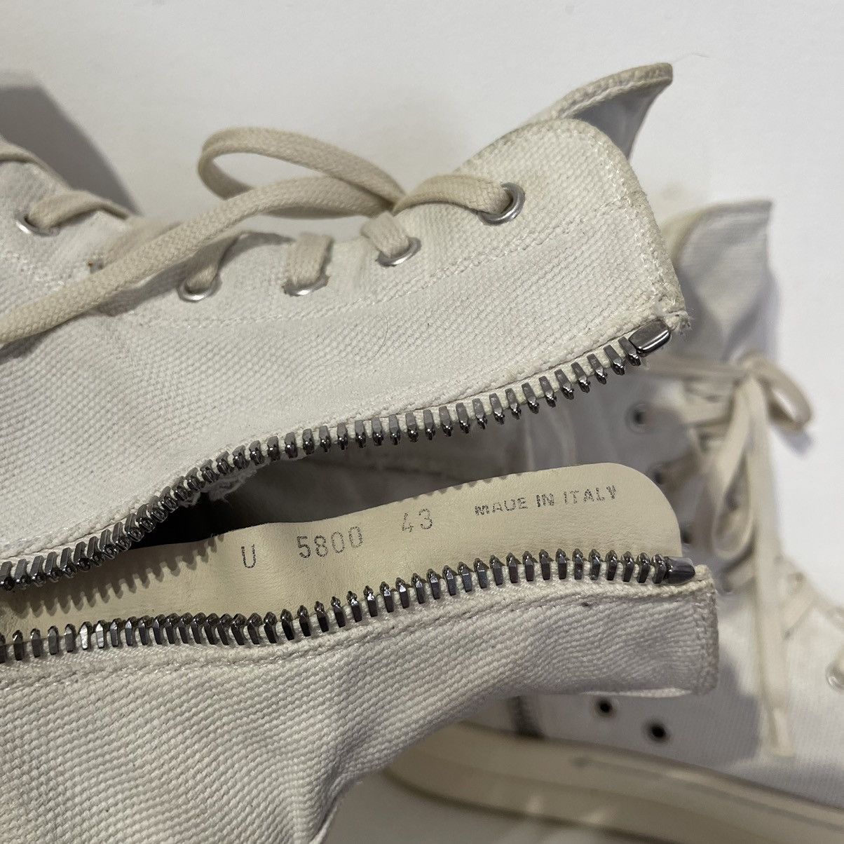 Rick Owens × Rick Owens Drkshdw Rick Owens Drkshdw 2019 Chalk Canvas Ramones High Size US 10 / EU 43 - 7 Thumbnail