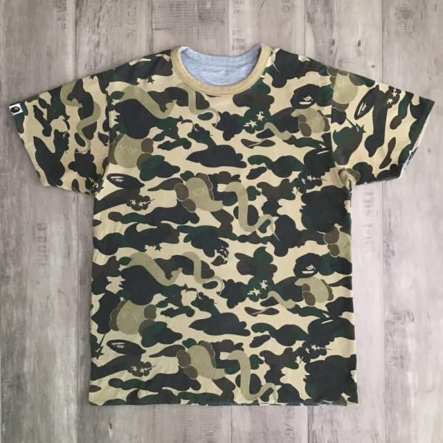 Bape × Kaws × Nigo 🔥Reversible🔥 BAPE × KAWS bendy 1st camo T-shirt ape NIGO Size US M / EU 48-50 / 2 - 2 Thumbnail