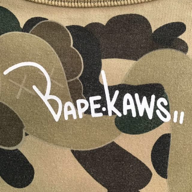 Bape × Kaws × Nigo 🔥Reversible🔥 BAPE × KAWS bendy 1st camo T-shirt ape NIGO Size US M / EU 48-50 / 2 - 7 Thumbnail