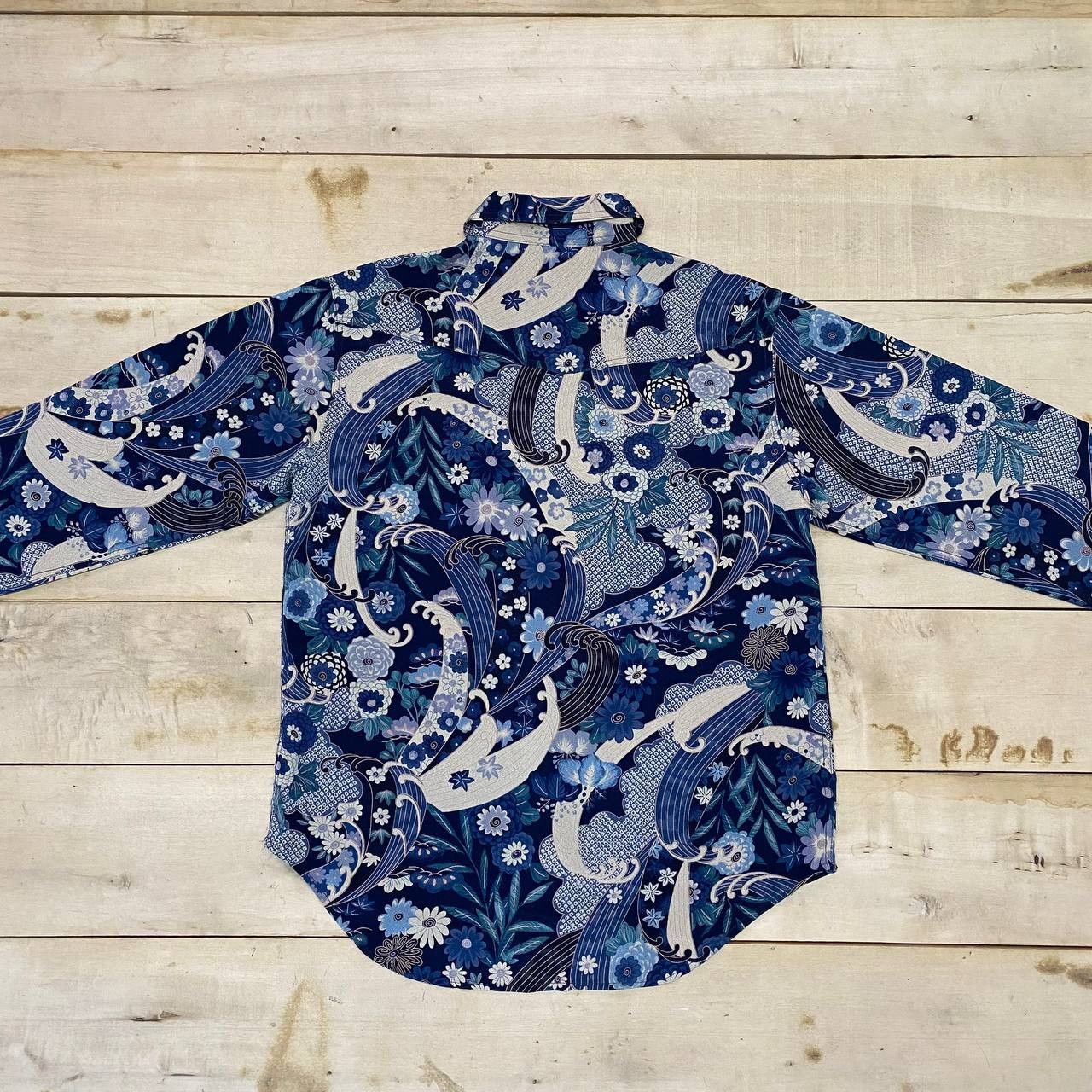 Japanese Brand × Vintage A584 VTG MADE IN JAPAN SAKURA MOTIF RARE SHIRT Size US M / EU 48-50 / 2 - 3 Thumbnail