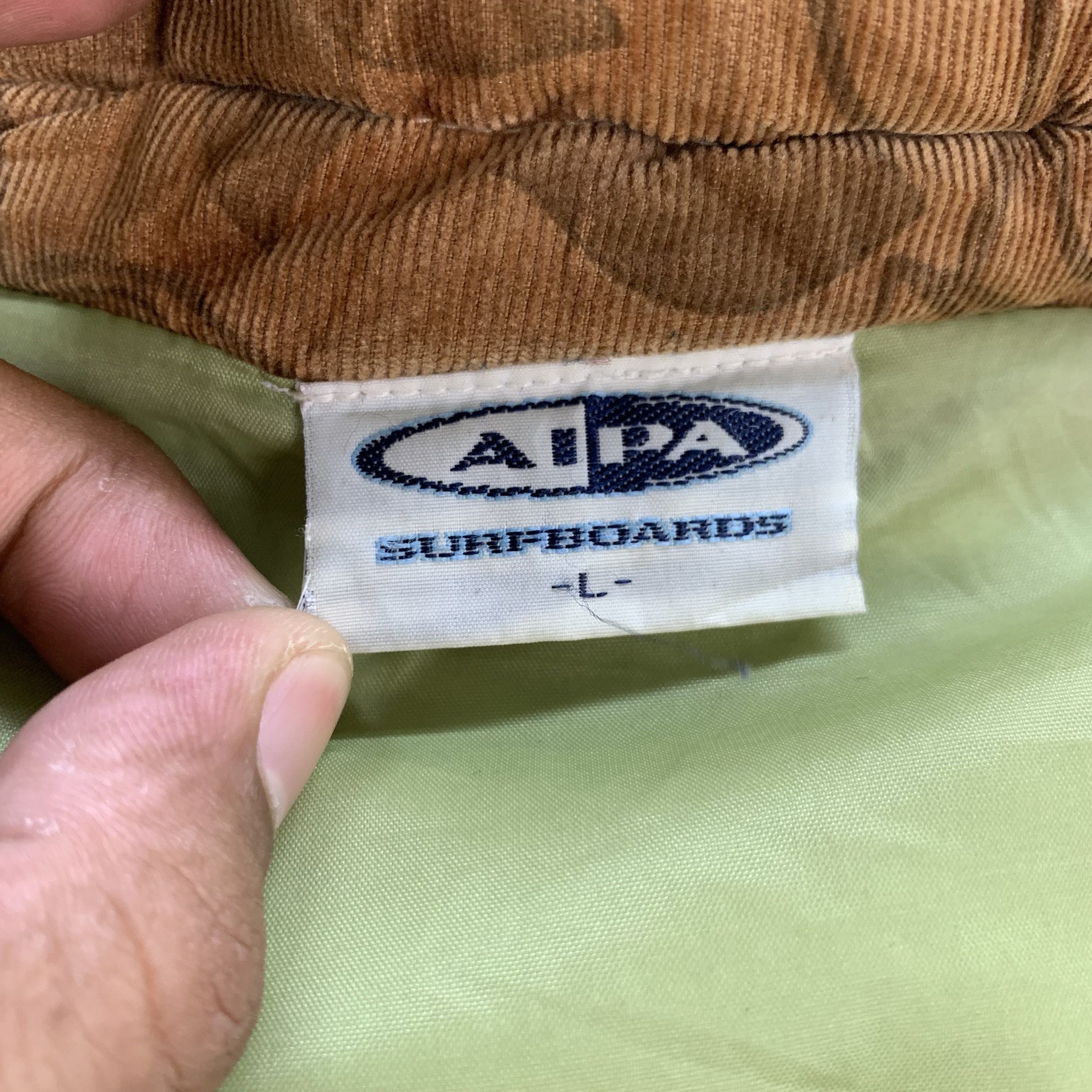 Japanese Brand AIPA Surfboards Detachable Sleeve Jacket / Vest #3669-128 Size US L / EU 52-54 / 3 - 6 Thumbnail