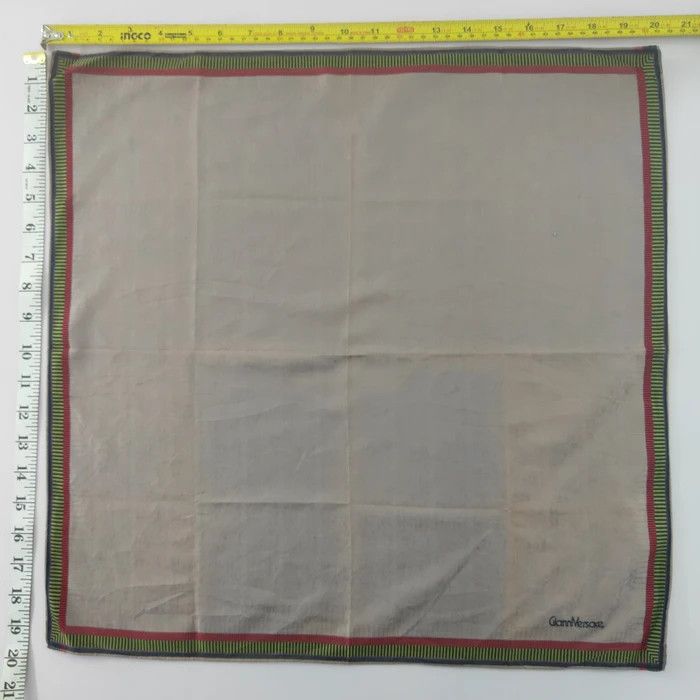 Versace × Vintage Gianni Versace Handkerchief/ Headscarf/ Bandana - 3F213003 Size ONE SIZE - 2 Thumbnail