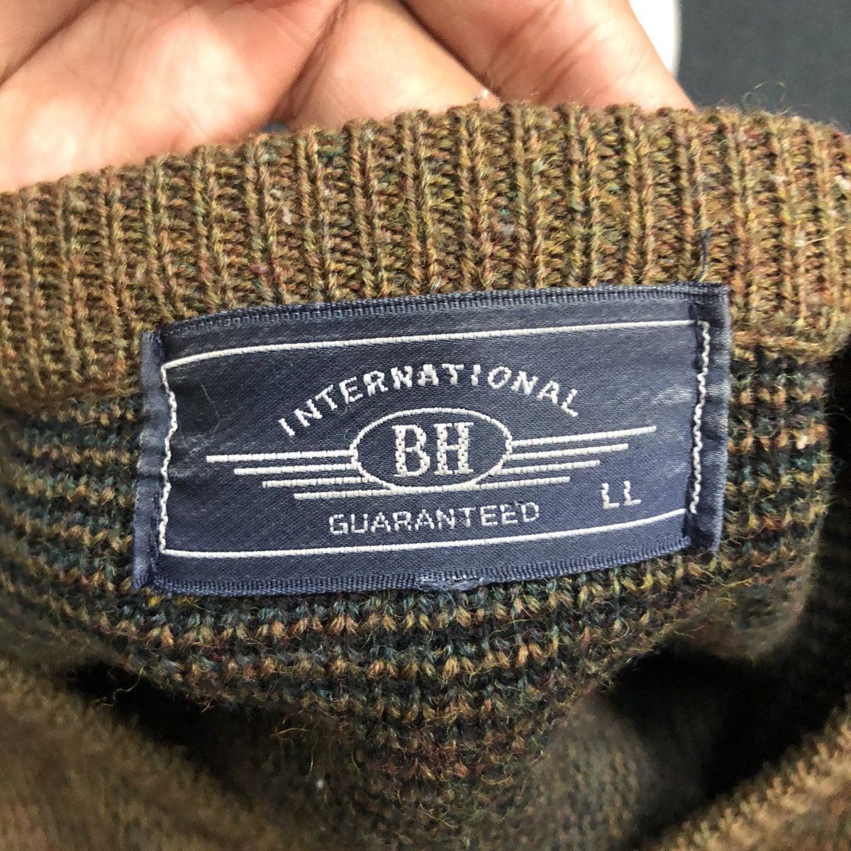 Aran Isles Knitwear Vintage International Crewneck Embroidery Big Logo Knitwear Size US XL / EU 56 / 4 - 9 Thumbnail