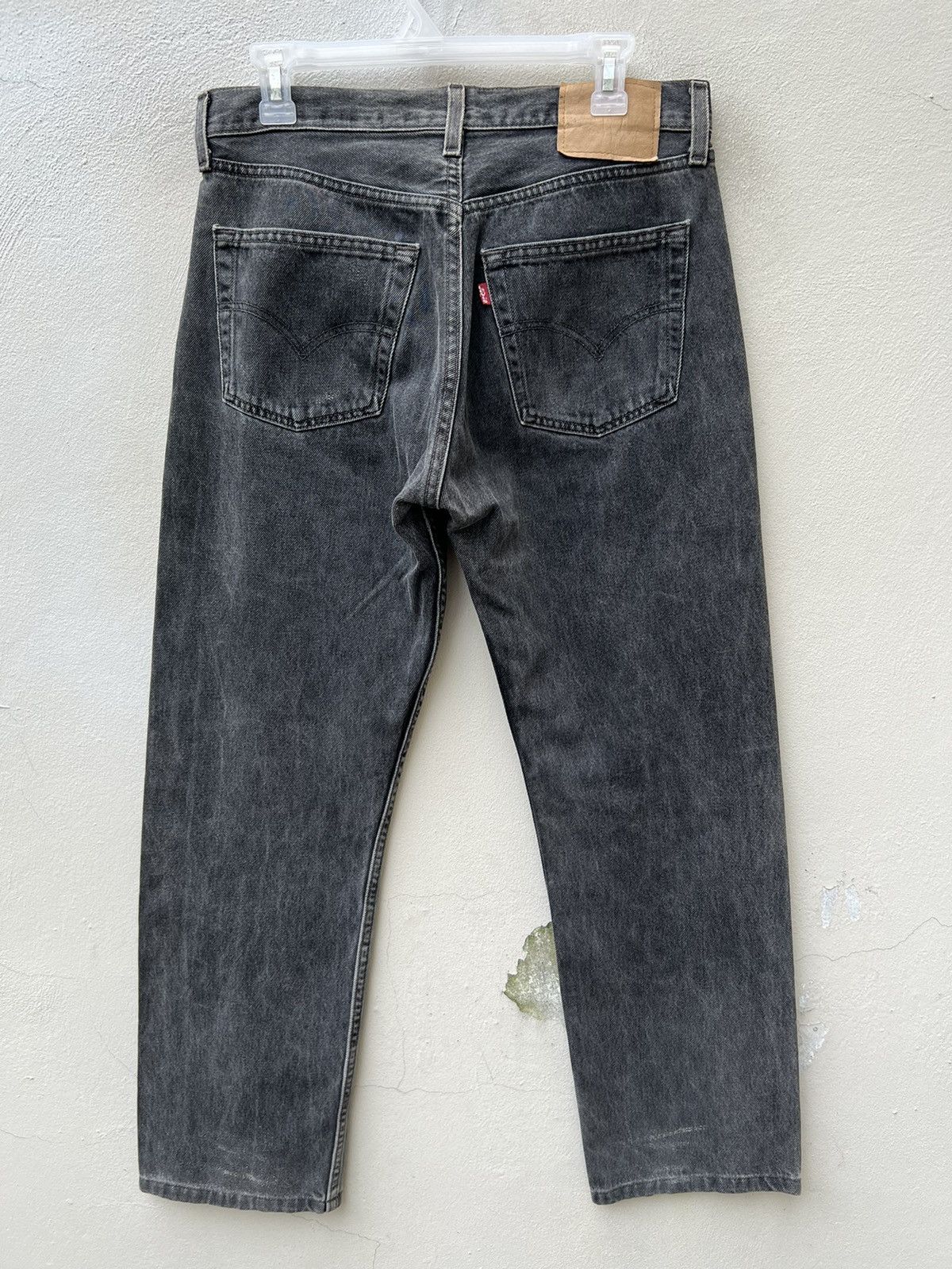 Levi's × Vintage Vintage 1999 Levi’s 501 Usa Faded Black Denim Jeans Size US 31 - 13 Thumbnail