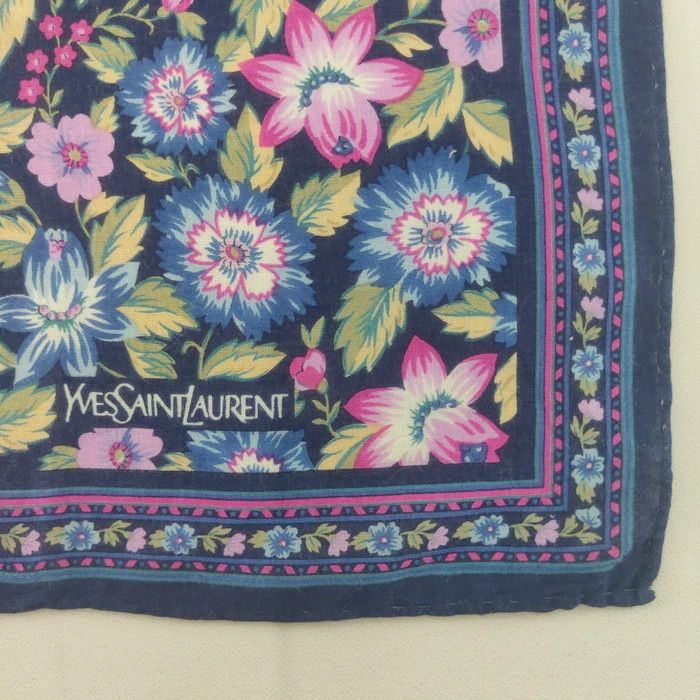 Yves Saint Laurent YSL Handkerchief/ Headscarf/ Bandana - 3F213097 Size ONE SIZE - 3 Thumbnail