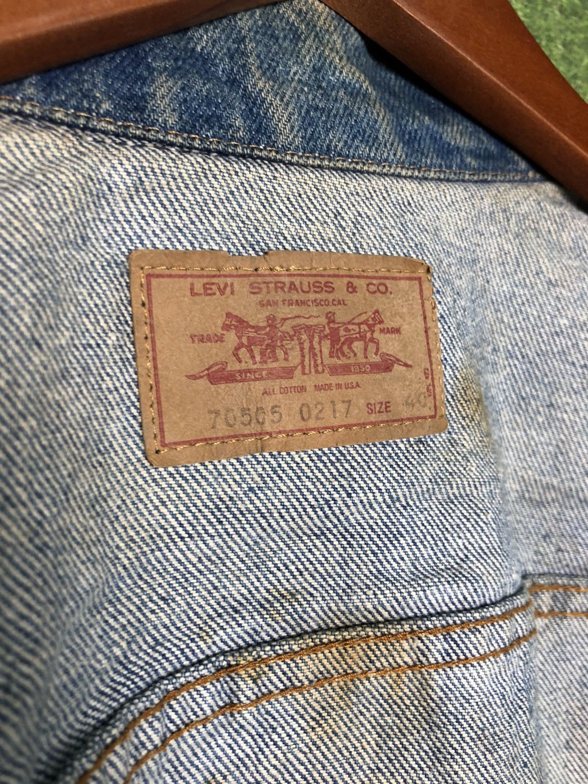 Levi's Vintage Clothing × Vintage VINTAGE 80s LEVI’S 70505-0217 DISSTRESSED DENIM JACKET Size US M / EU 48-50 / 2 - 6 Thumbnail