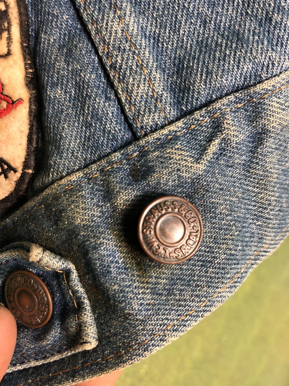 Levi's Vintage Clothing × Vintage VINTAGE 80s LEVI’S 70505-0217 DISSTRESSED DENIM JACKET Size US M / EU 48-50 / 2 - 4 Thumbnail